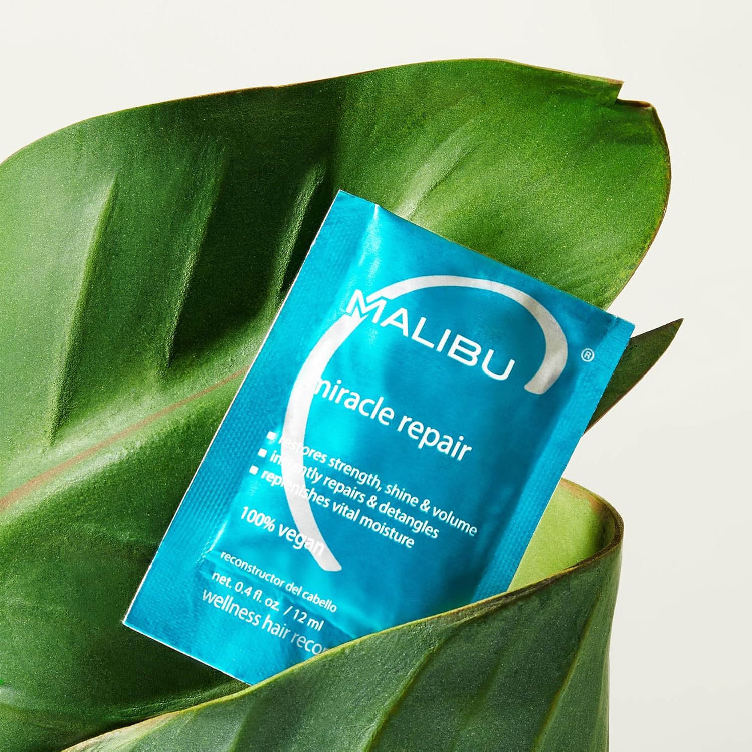 Malibu C Miracle Repair Hair Reconstructor (1 Packet) - Nourishing Hair Repair Treatment for Weak, Damaged Strands - Flax Protein & Vitamin B5 for Hair Strength - Image 2